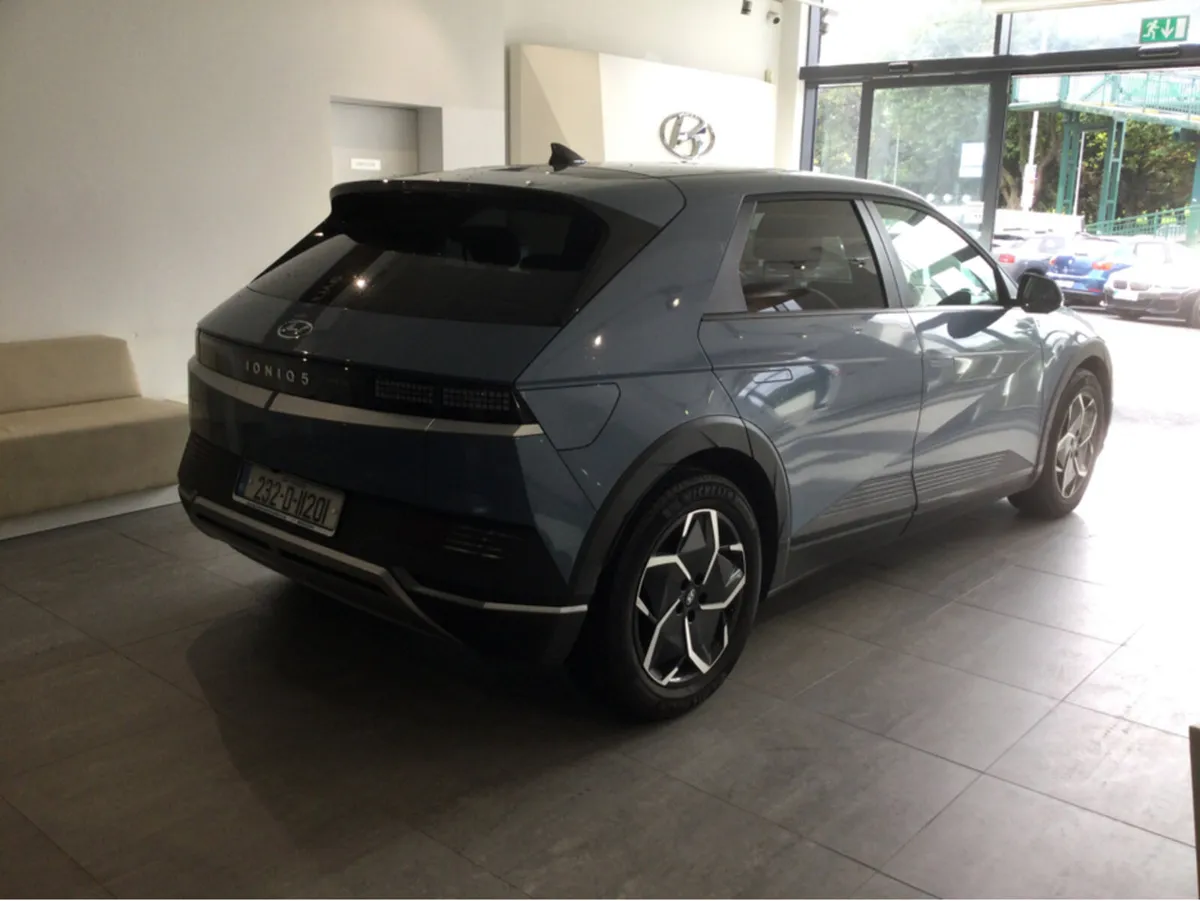 Hyundai IONIQ 5 EXECUTIVE PLUS 77KW - Long Range B - Image 3