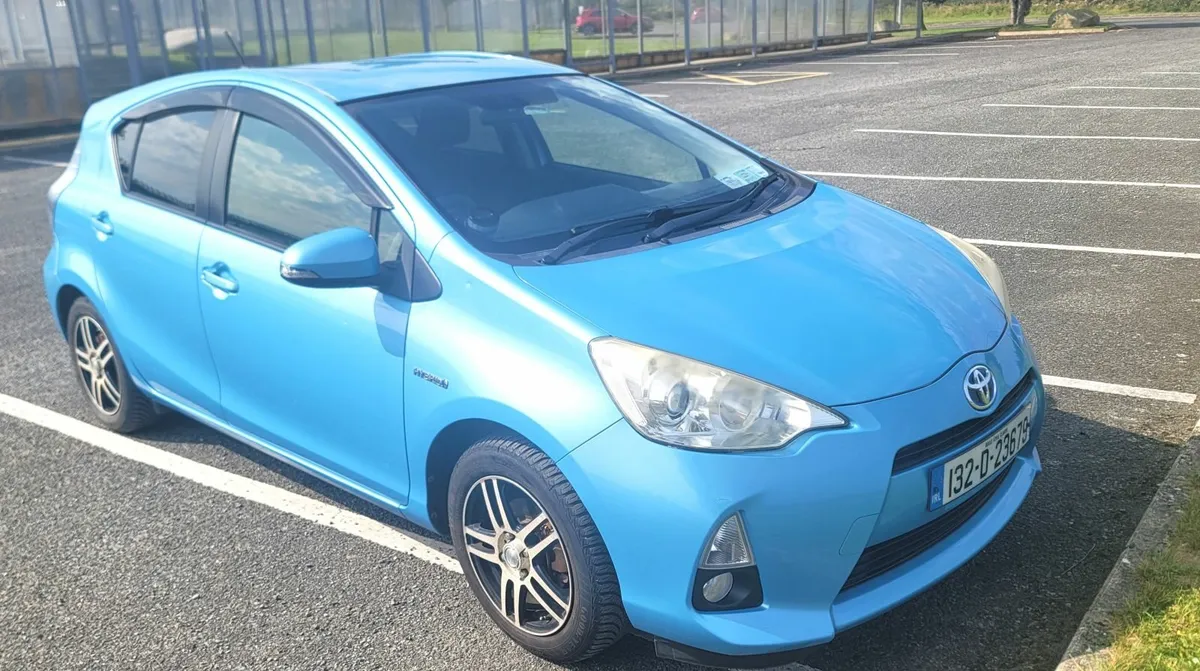 Toyota Aqua 2013 - Image 1