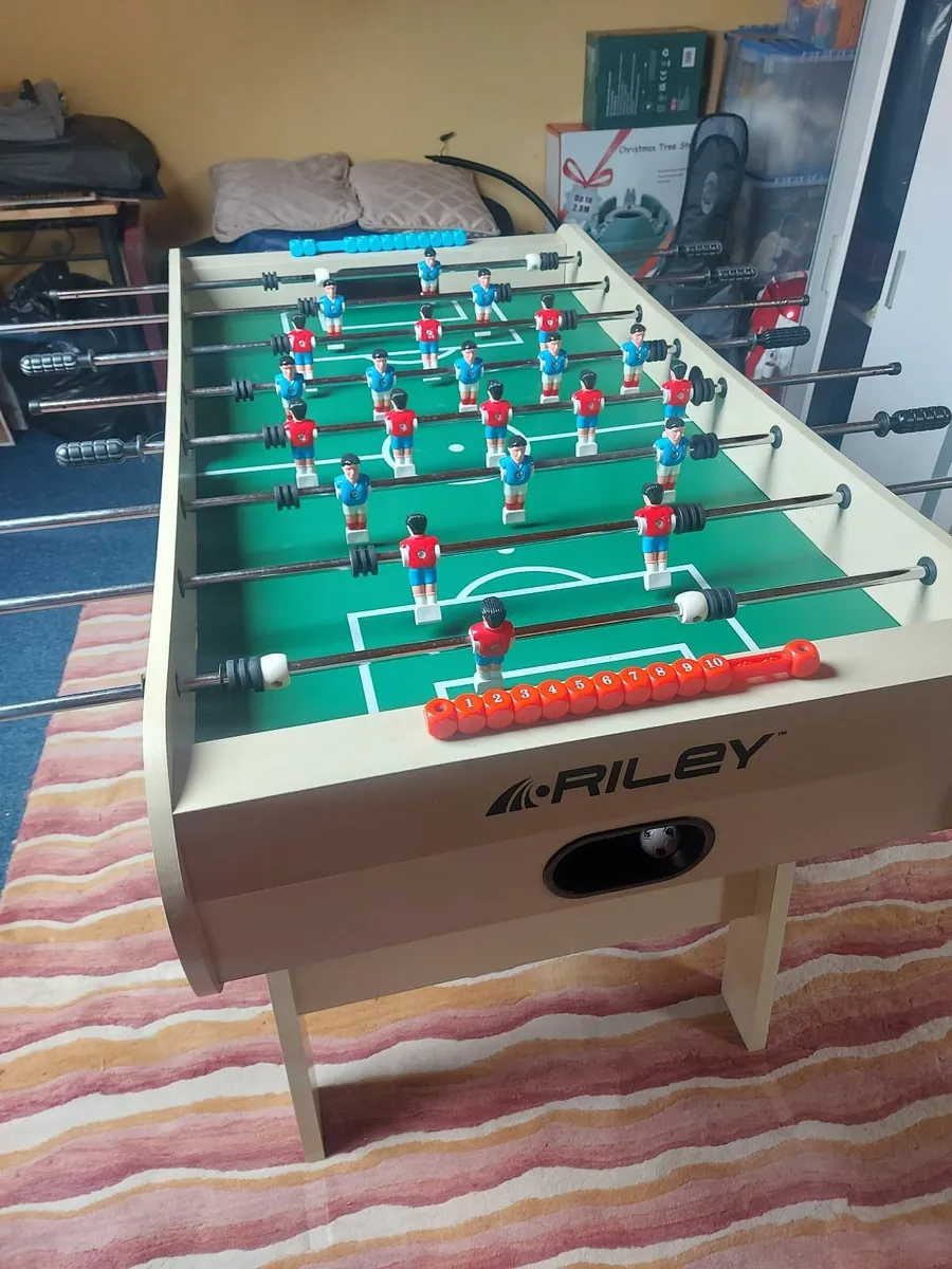 Riley 4Ft Foosball Table - Image 4