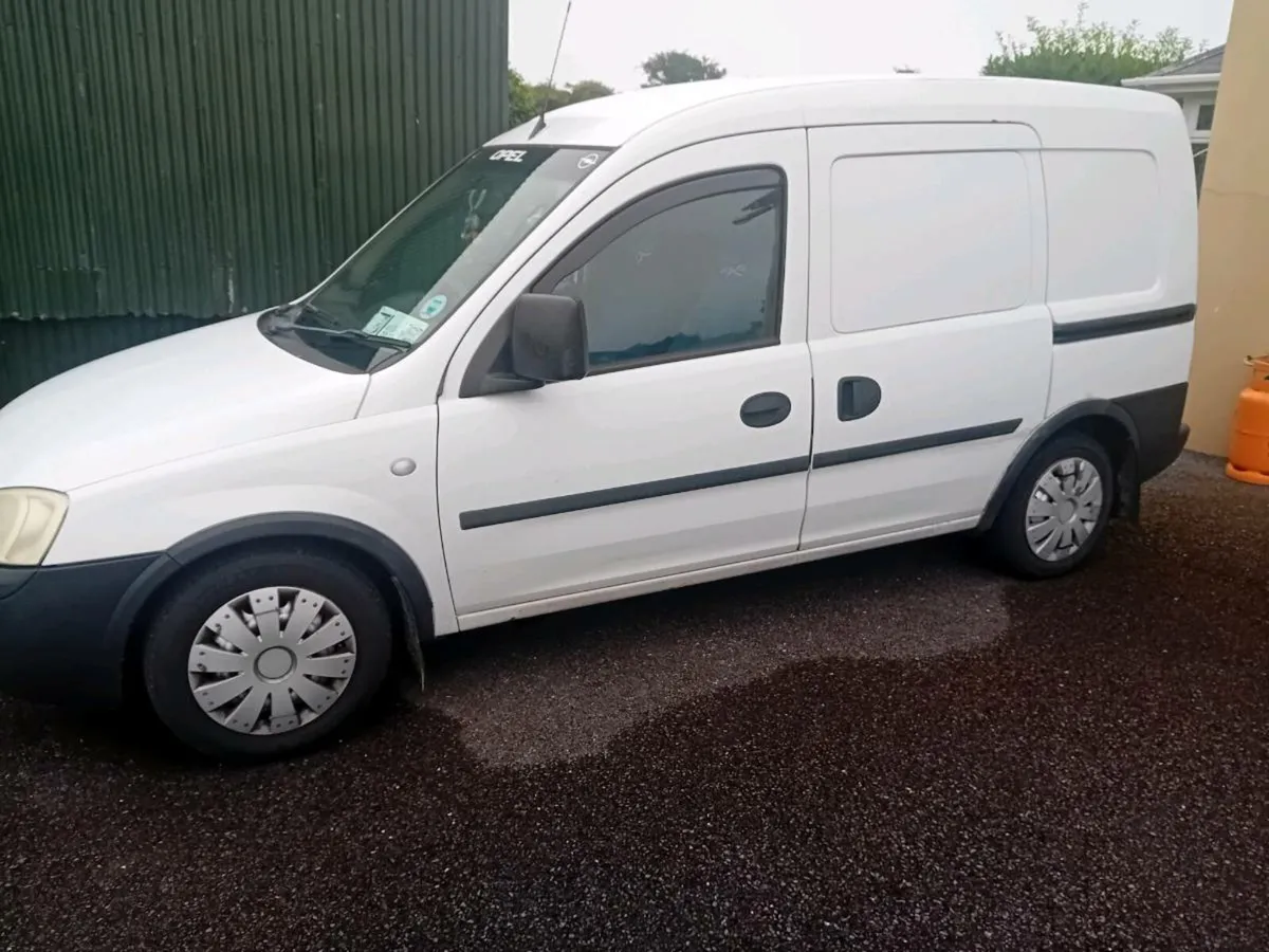 Opel Combo van - Image 1