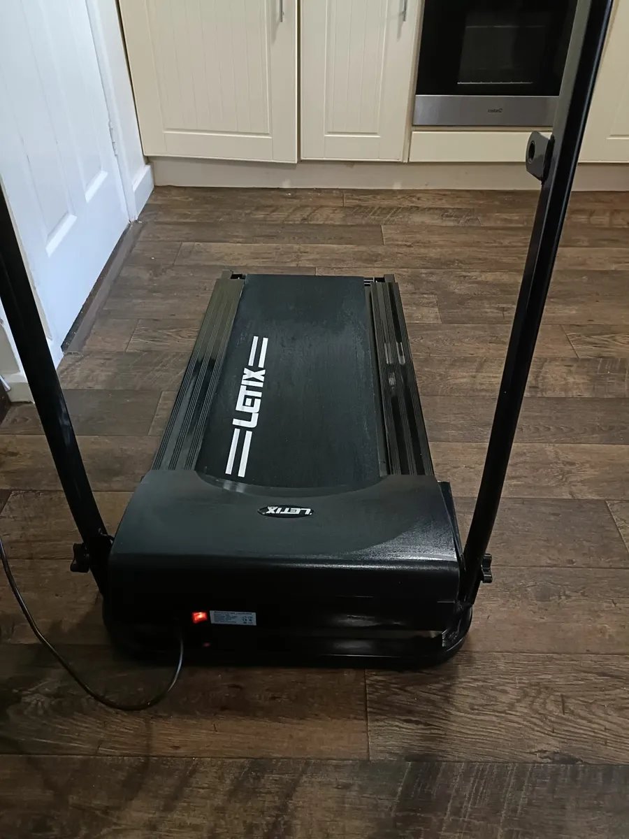 Treadmill - Image 4