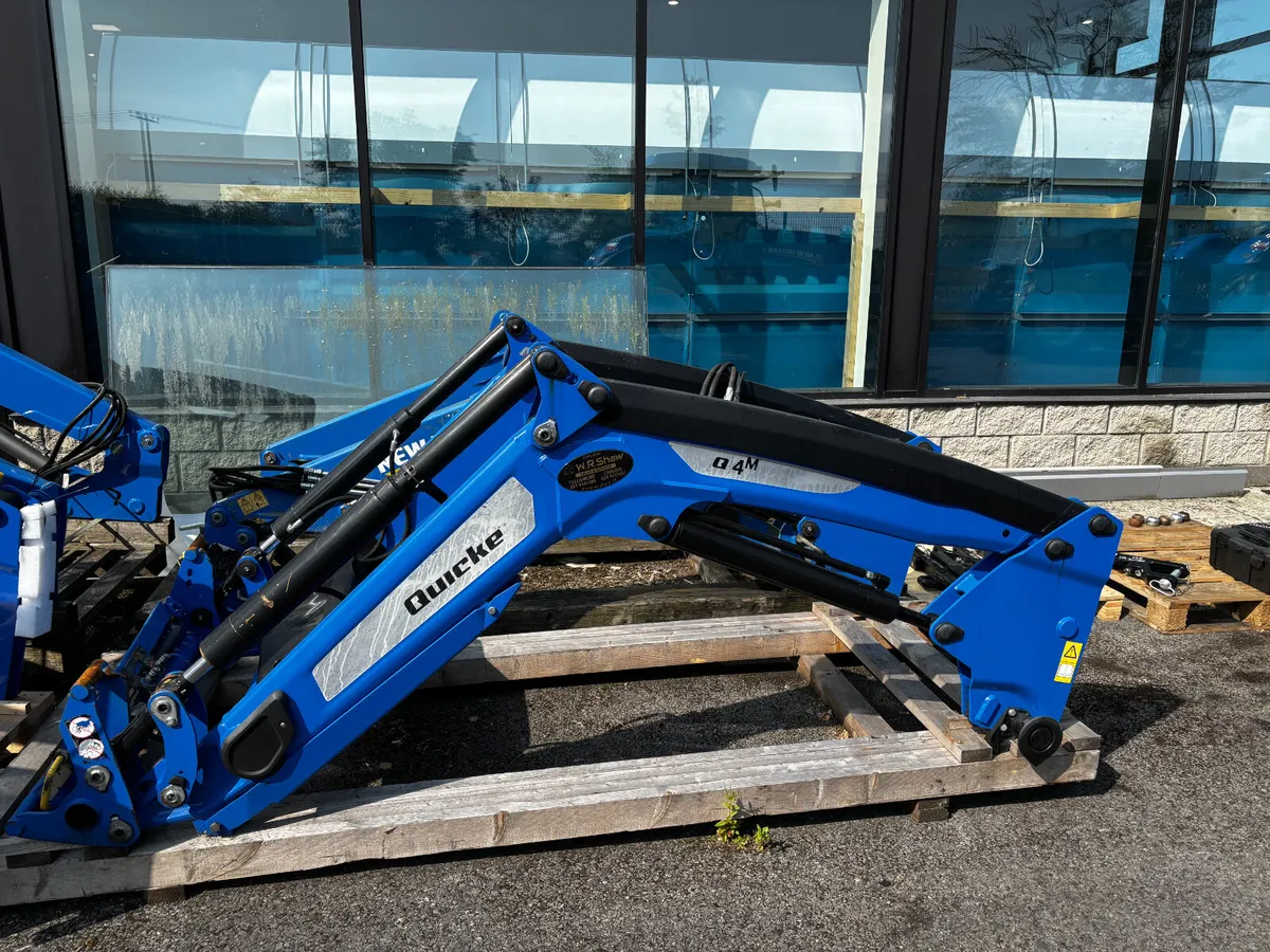 Quickie Q4M loader - Image 1