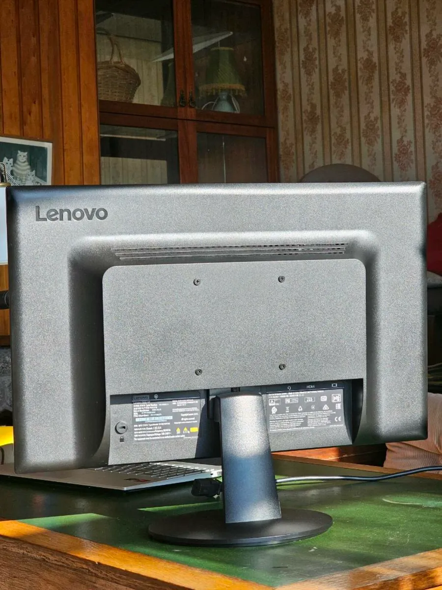 Monitor Lenovo 21.5 Full HD. Screen - Image 3