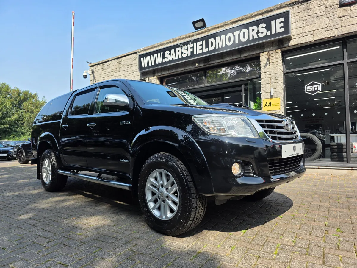 2016 TOYOTA HILUX 3.0 D4D INVINCIBLE AUTO. - Image 1