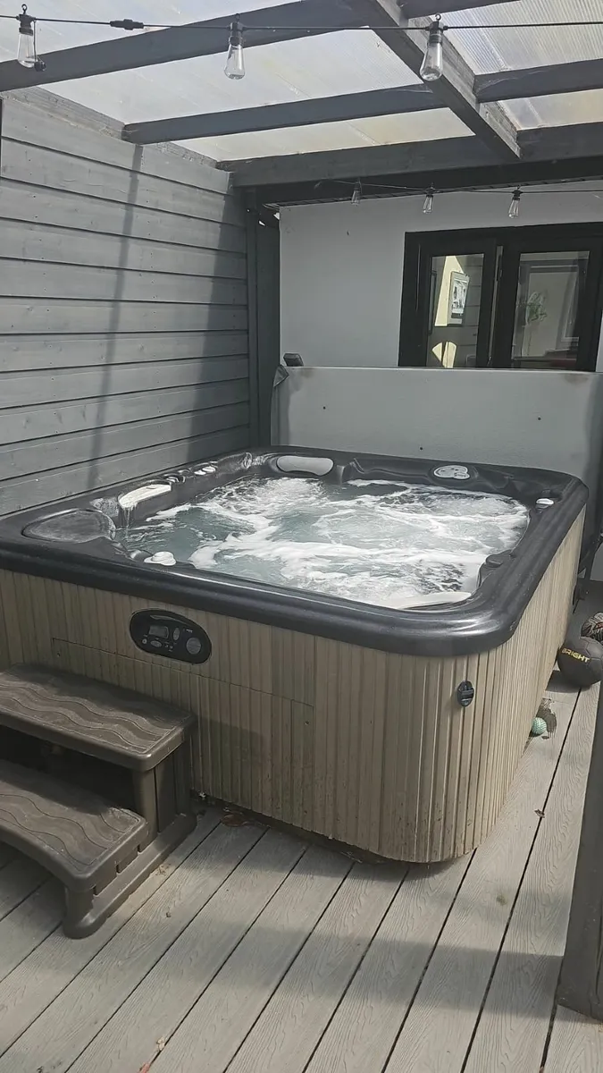 Hot Tub for sale - Image 2