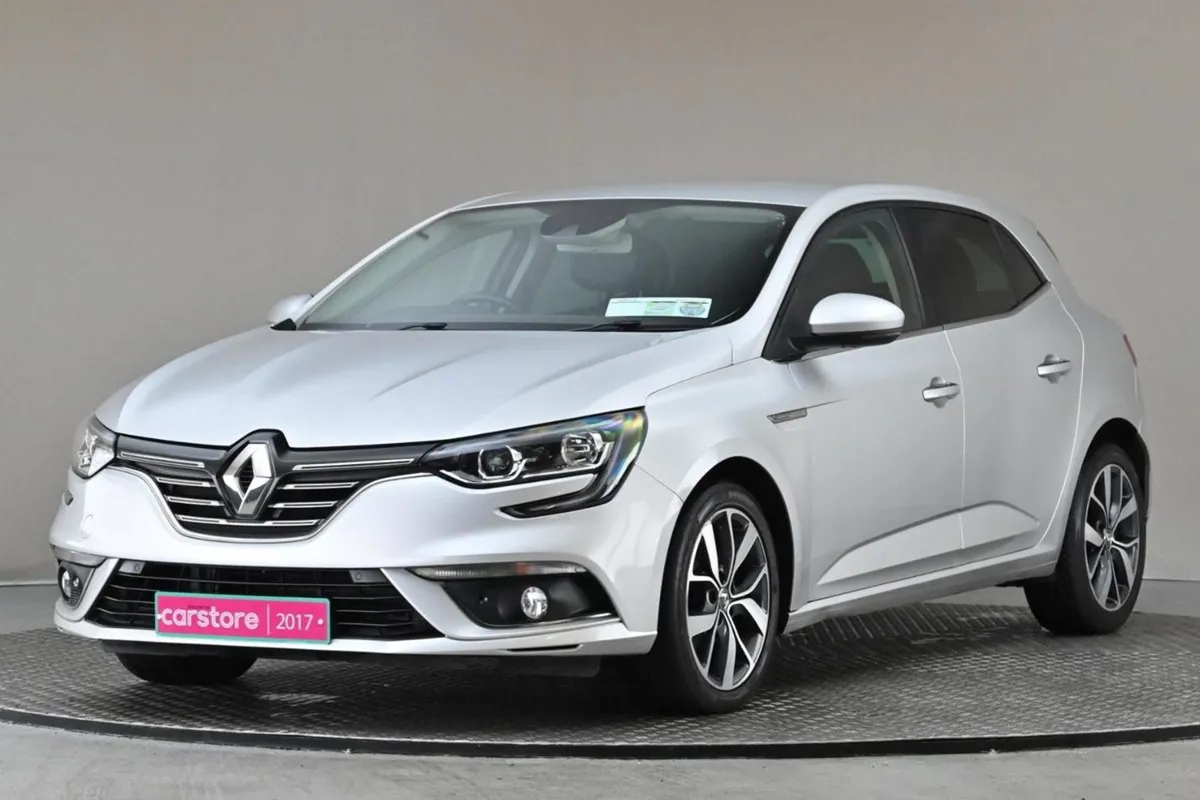 Renault Megane 1.5 DCI Dynamique S NAV 110BHP 6spd - Image 3