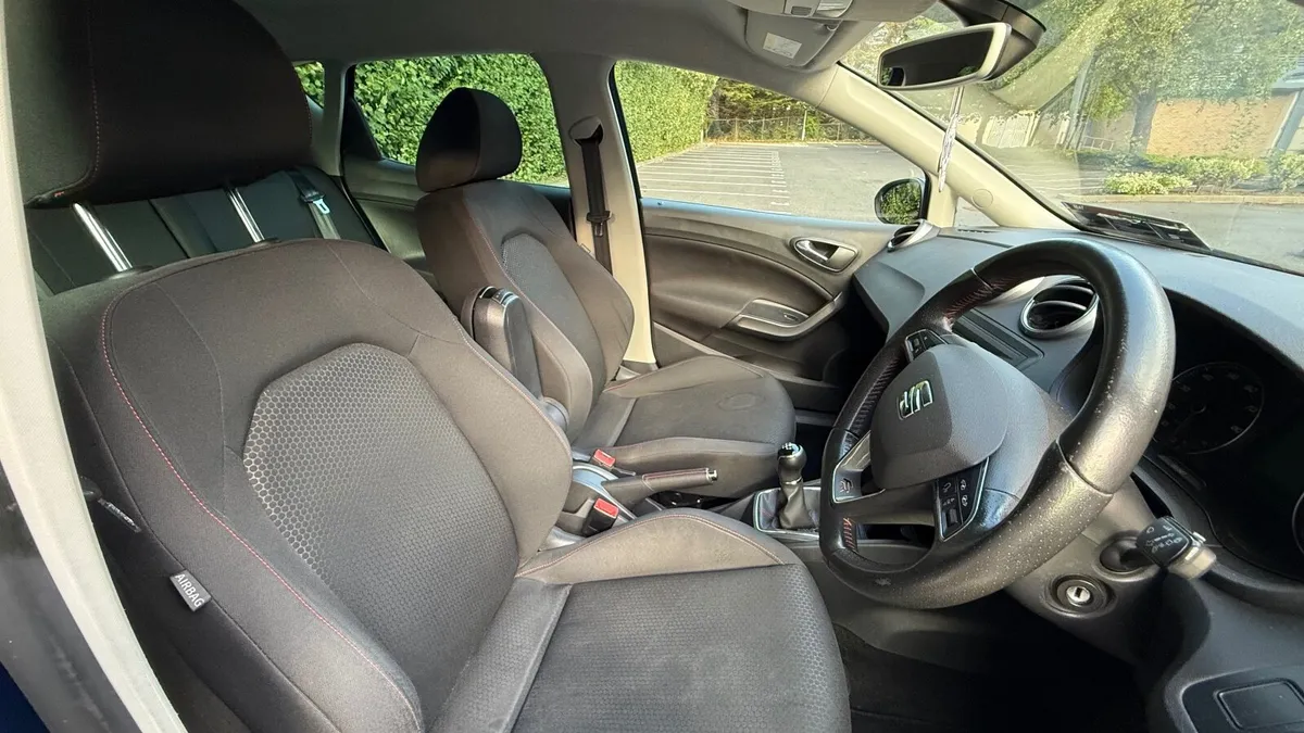 SEAT Ibiza FR 1.2TSI 90HP - Image 3