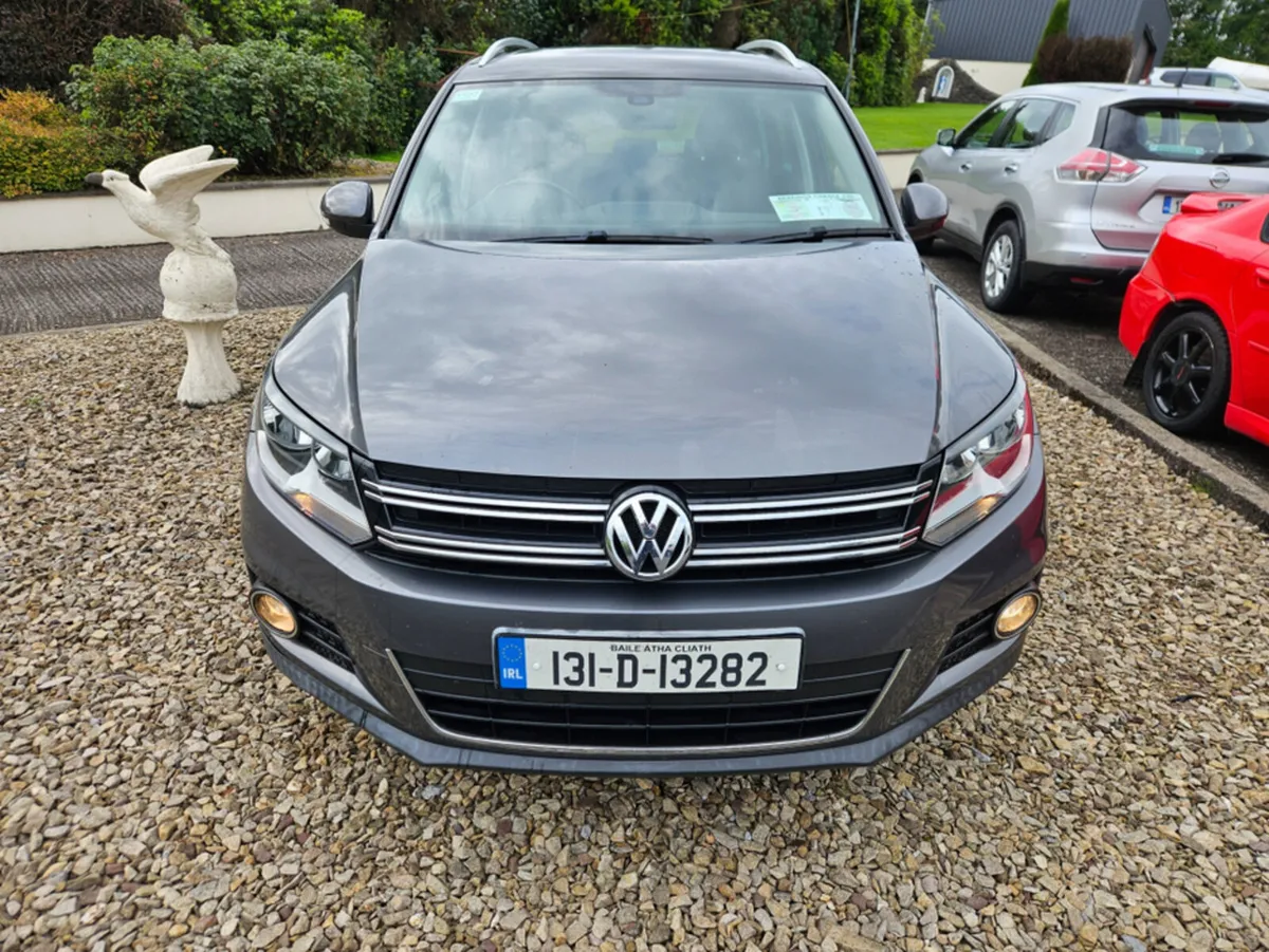 Volkswagen Tiguan SPORT 2.0 TDI MANUAL 6SPEED FWD - Image 2