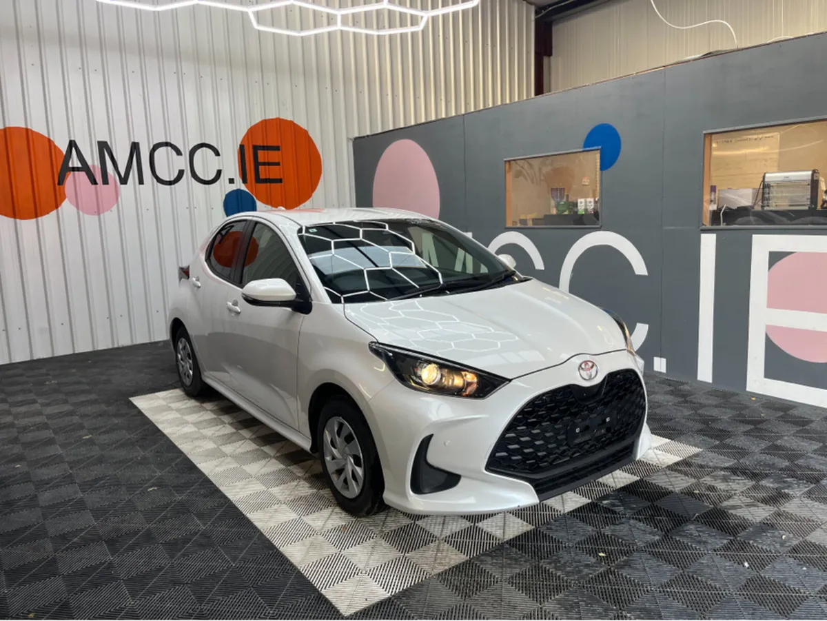 Toyota Yaris 1.0 PETROL / 7k KMs / REVERSE CAMERA - Image 1