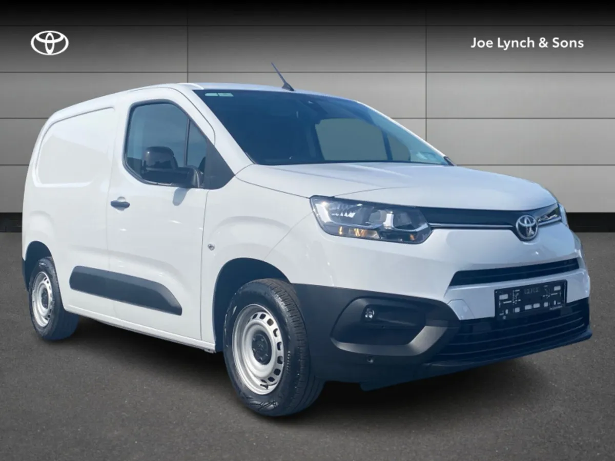 Toyota Proace City SWB GX 100HP 650KGS - Image 1