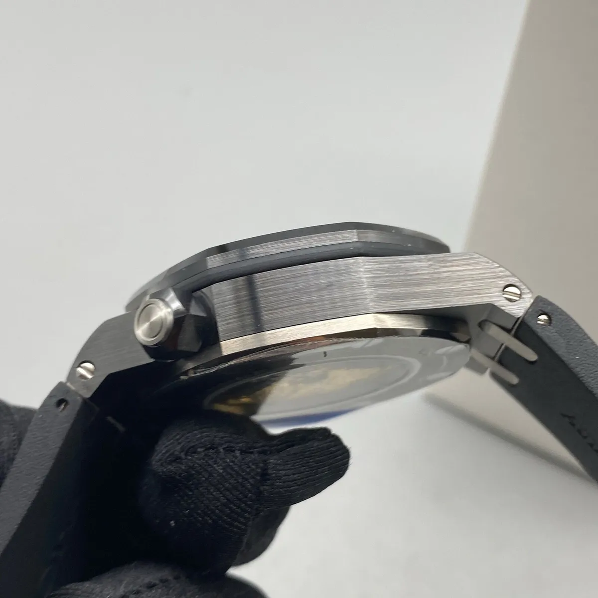 AP Royal Oak Offshore - Image 4