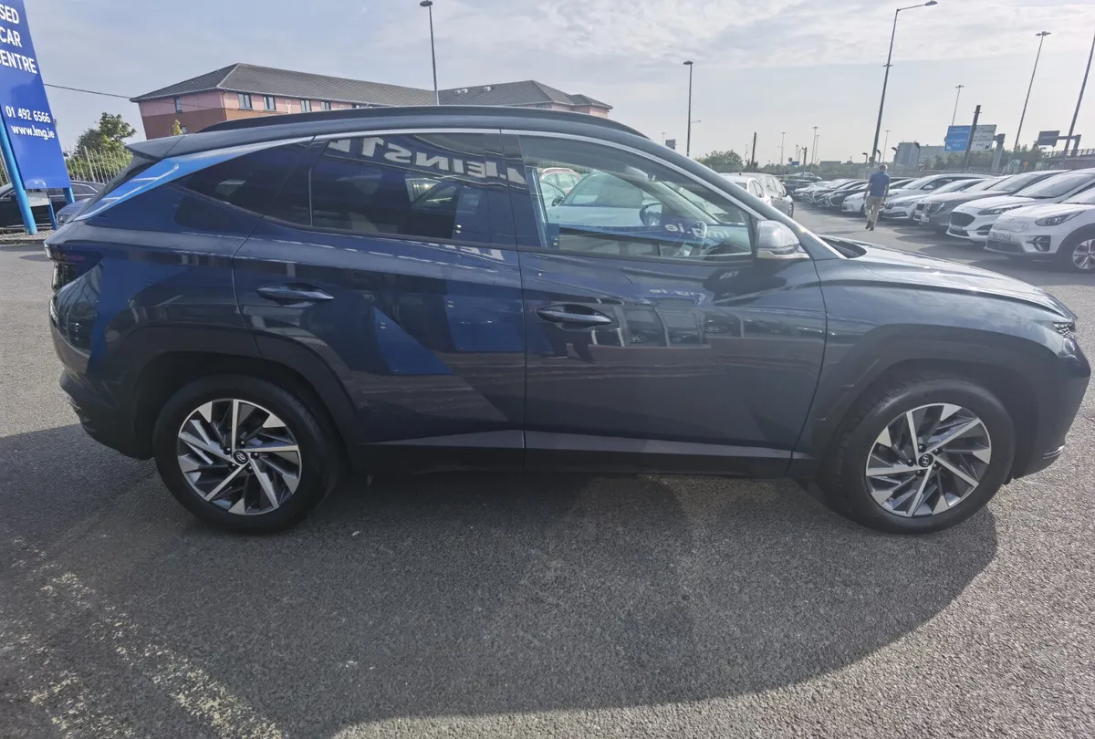 HYUNDAI TUCSON 1.6 EXECUTIVE PLUS - Image 4