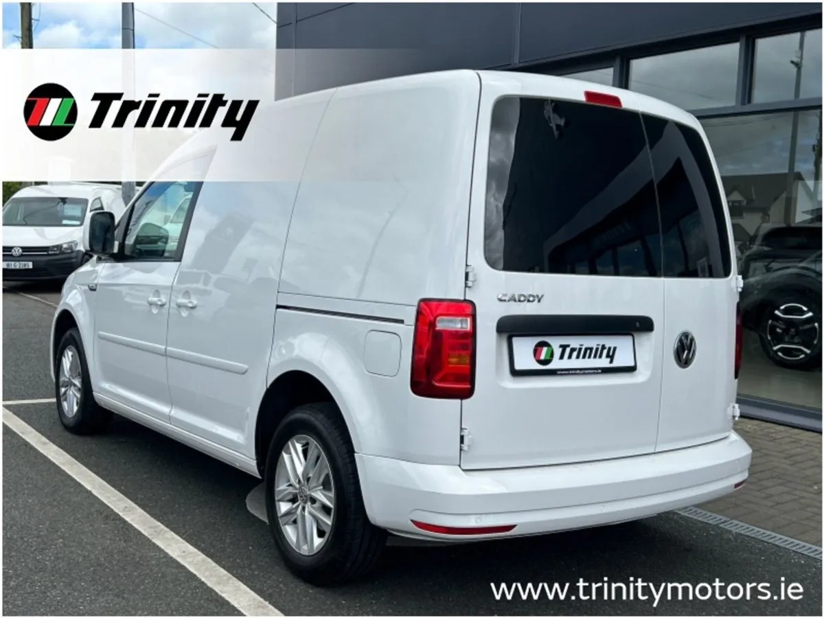 Volkswagen Caddy High Line Colour Coded Plylined - Image 3