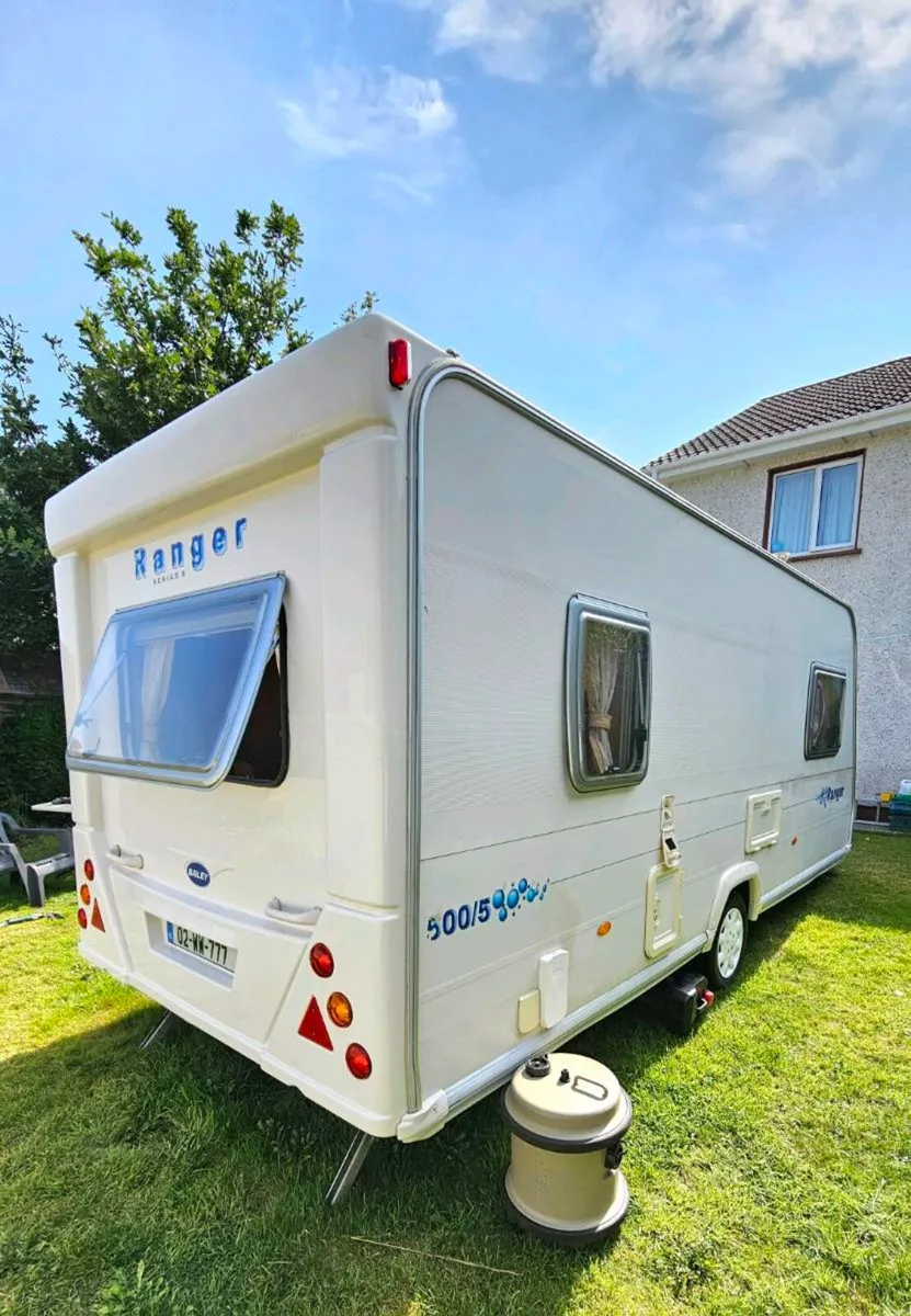 5 /6 berth Caravan for sale - Image 1