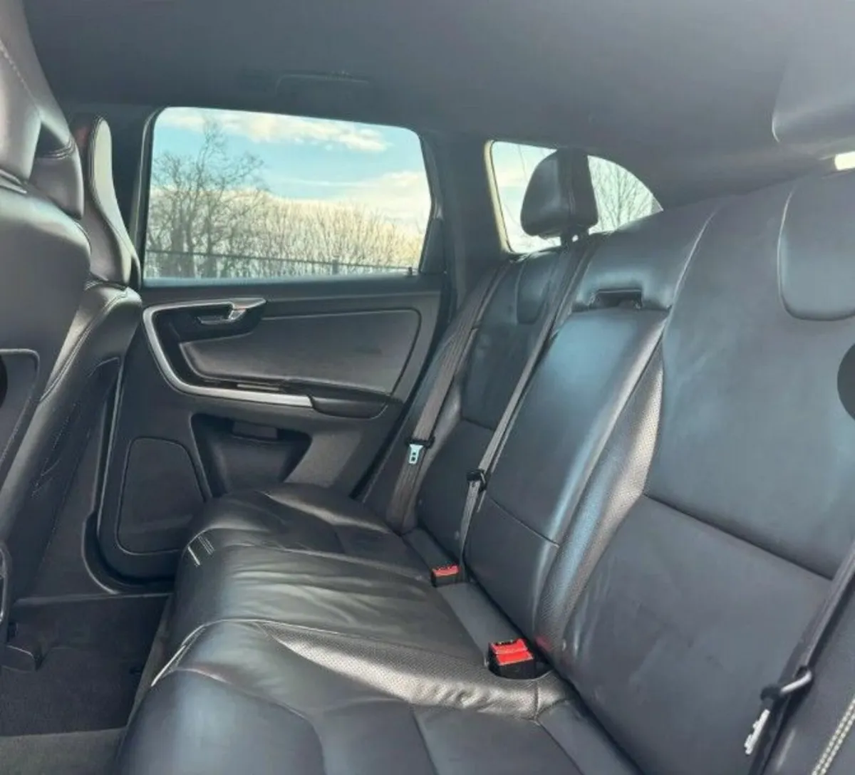 Volvo XC60 2015 - Image 3
