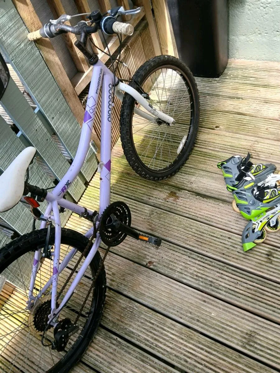 Girls mountain bike - Image 1