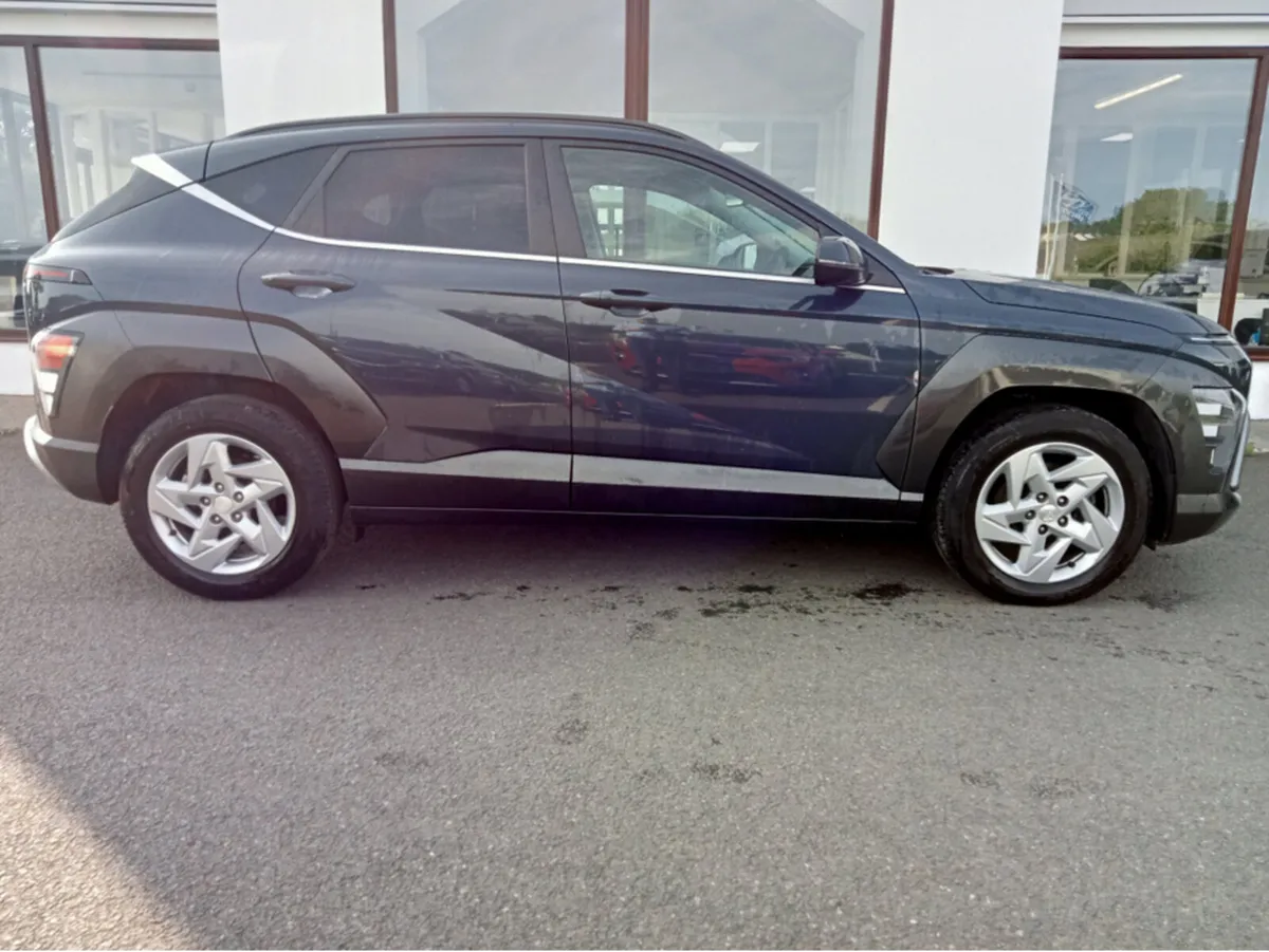 Hyundai KONA ELEGANCE 5DR - Image 3