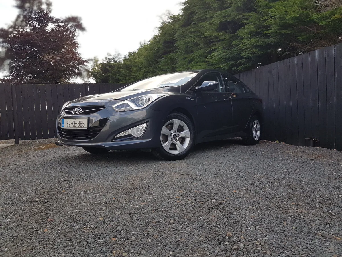 2013 HYUNDAI i40... LOW KMS.. - Image 1