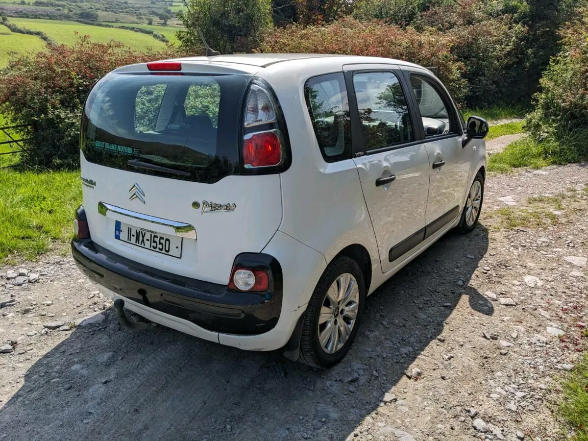 car - Image 4