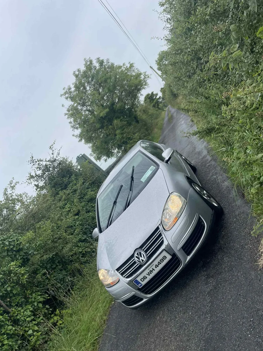 Golf mk5 tested and taxed car 2200€ - Image 2