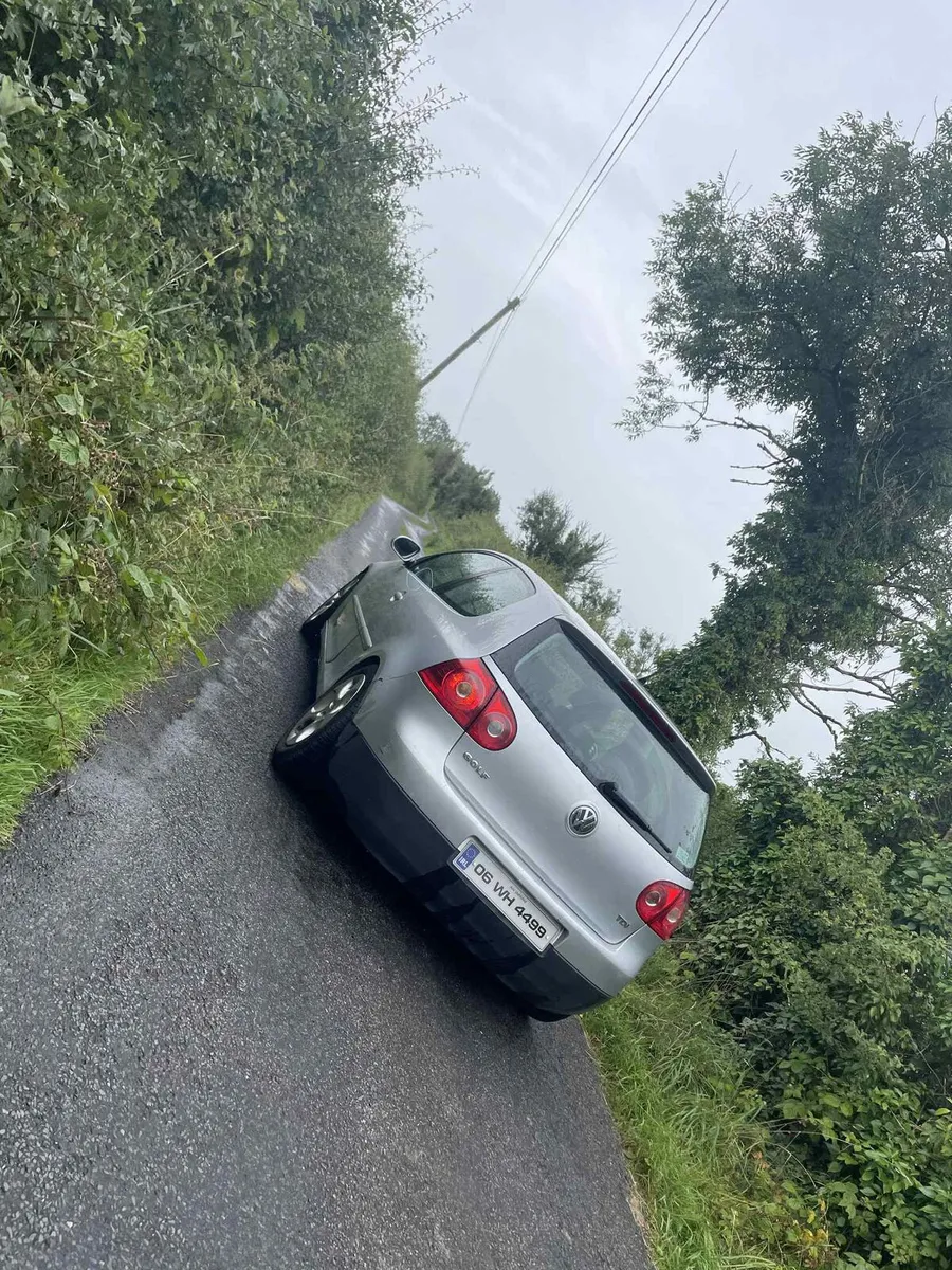 Golf mk5 tested and taxed car 2200€ - Image 3