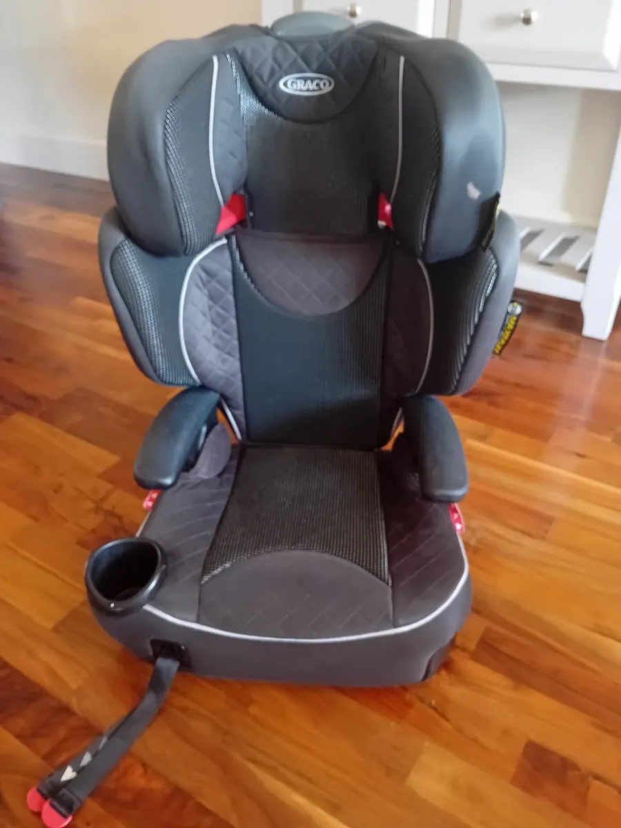 Car Seat - Image 1