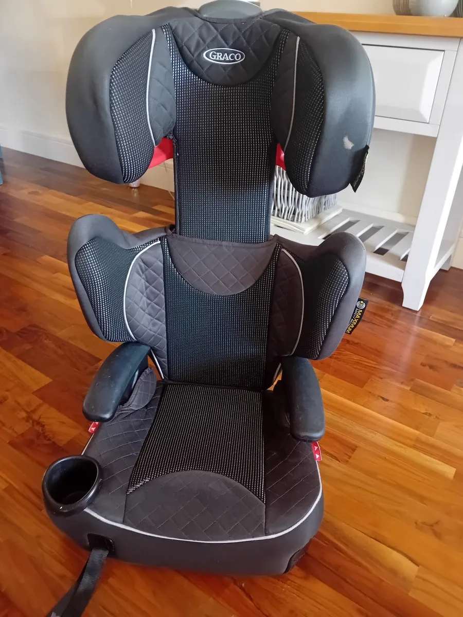 Car Seat - Image 3