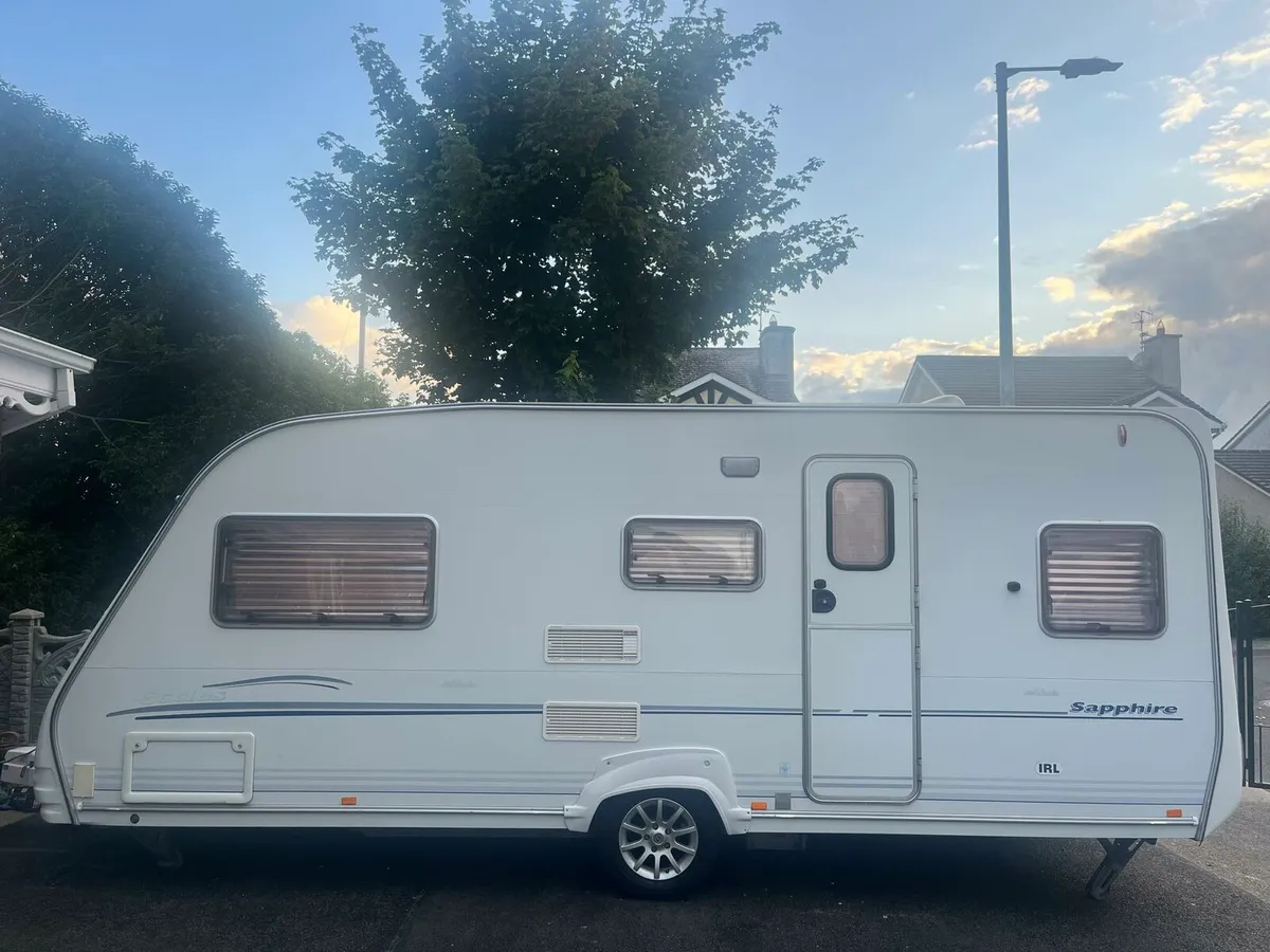 Mint 5 to 6 birth carvan with Air Awning - Image 1