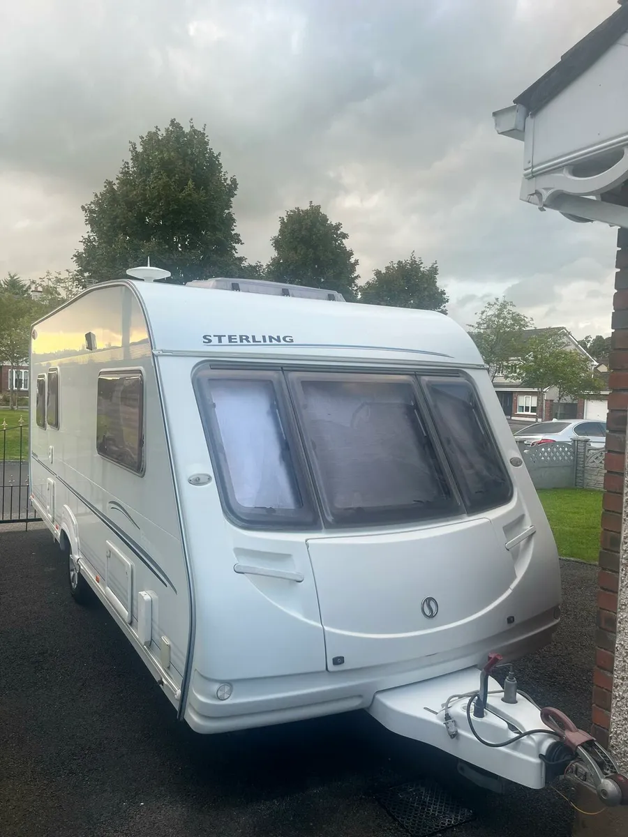 Mint 5 to 6 birth carvan with Air Awning - Image 2