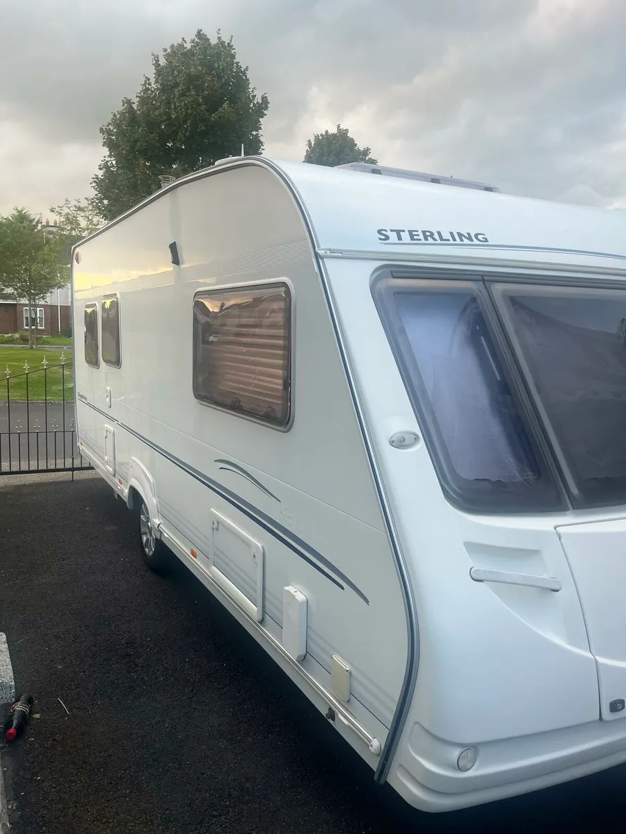 Mint 5 to 6 birth carvan with Air Awning - Image 3