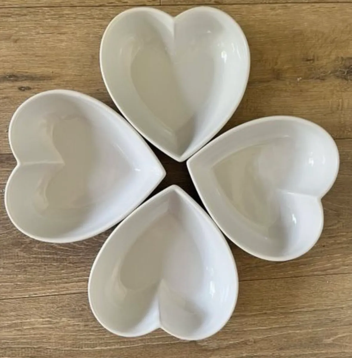 For sale Next heart bowls - Image 3