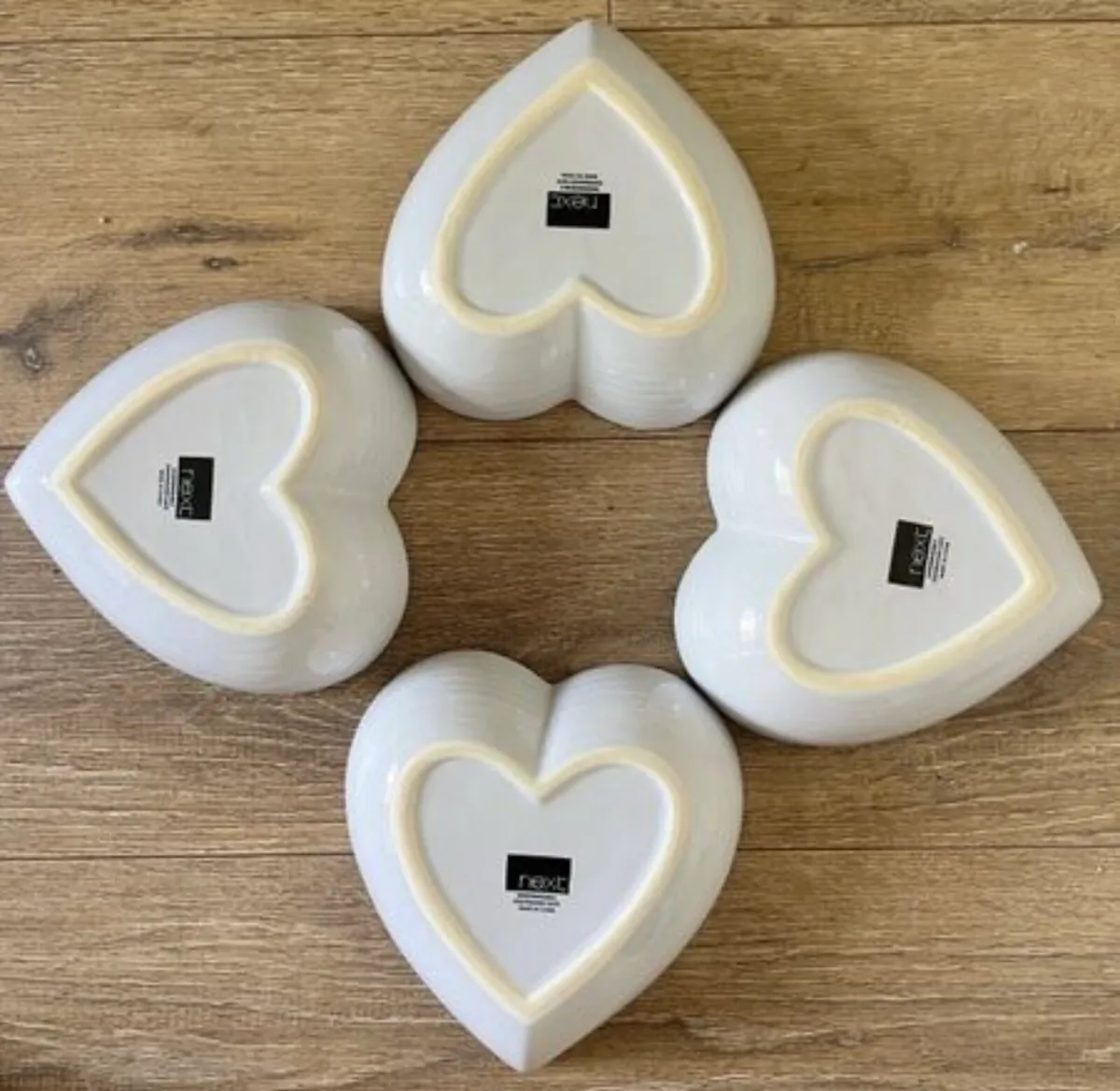 For sale Next heart bowls - Image 4