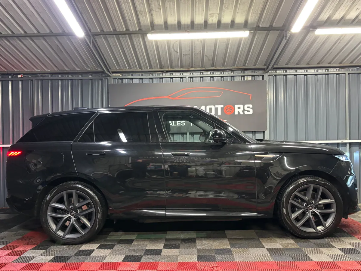 2022 Land Rover Range Rover P440e New Model - Image 4