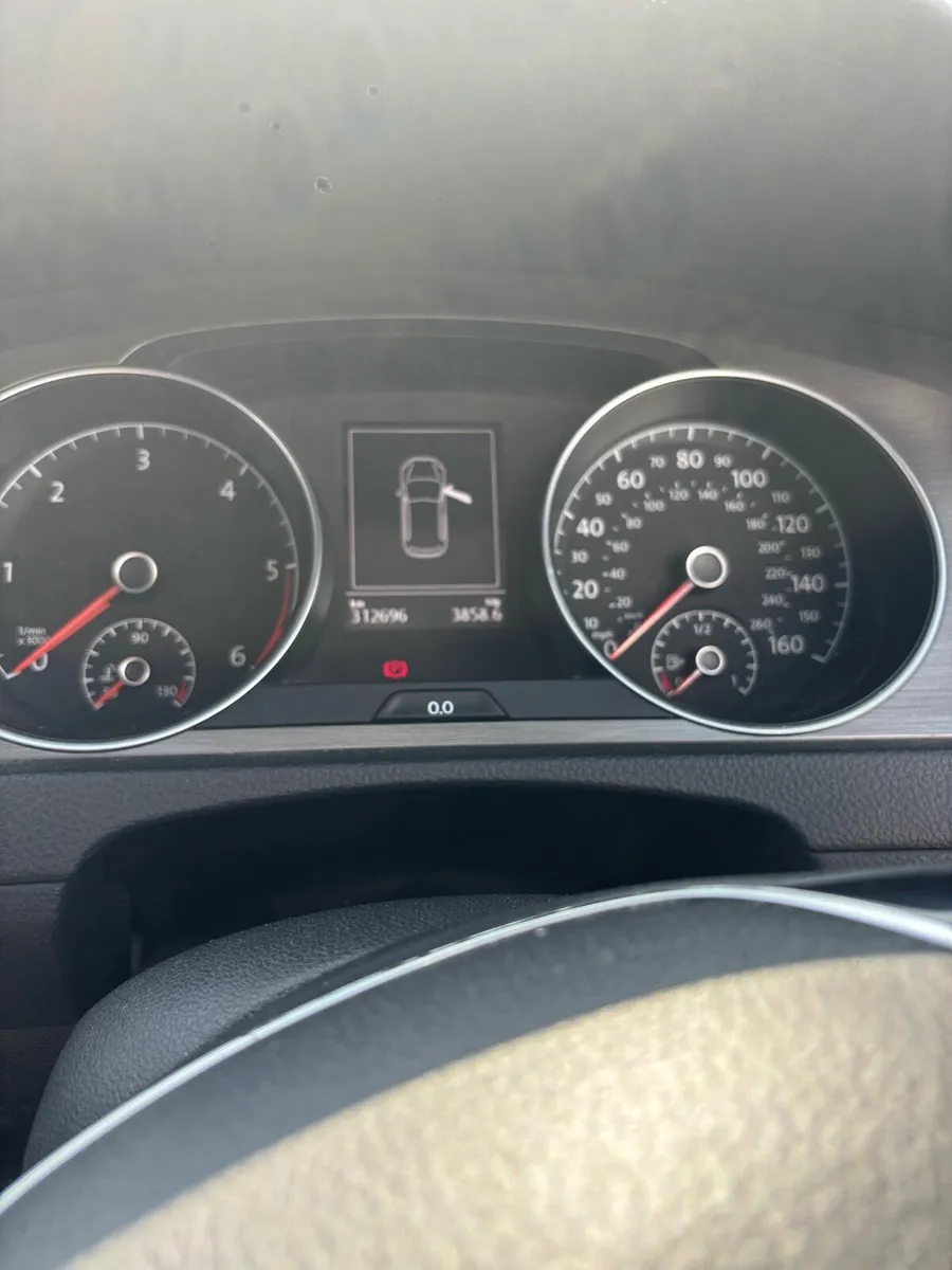 131 VW Golf 1.6 - Image 3