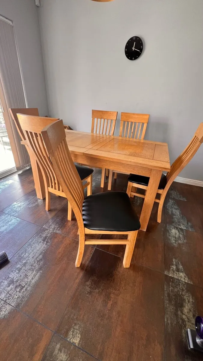 Kitchen table solid oak - Image 3