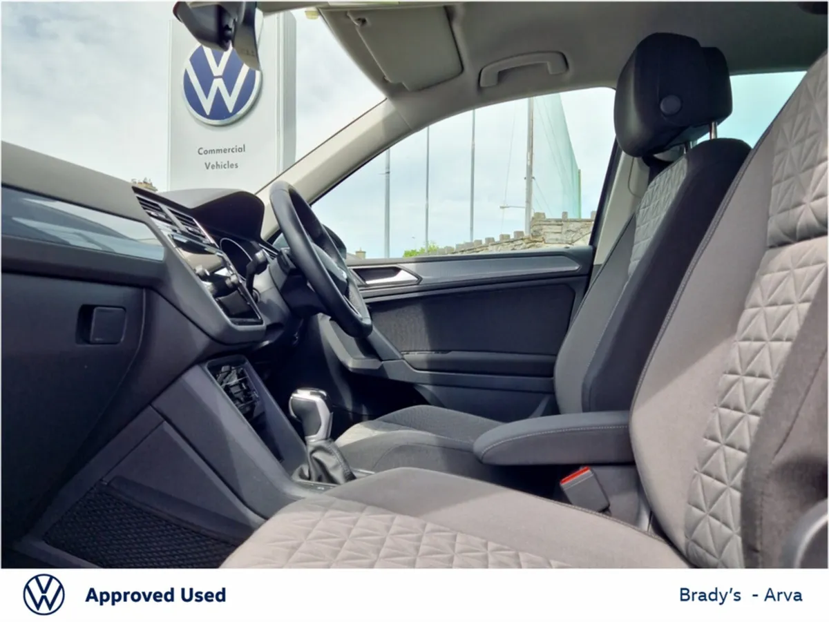 Volkswagen Tiguan LIFE 2.0 TDI 150BHP D7F 5DR AUTO - Image 4