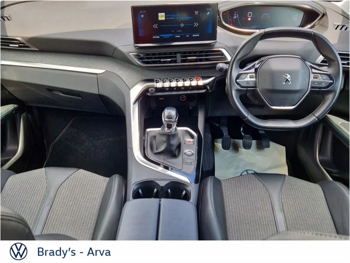 Peugeot 5008 FL ALLURE 1.5 BLUE HDI 13 130 6.2 - Image 2