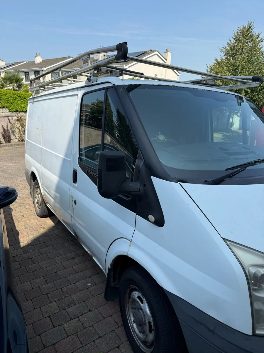 Ford Transit - Image 2