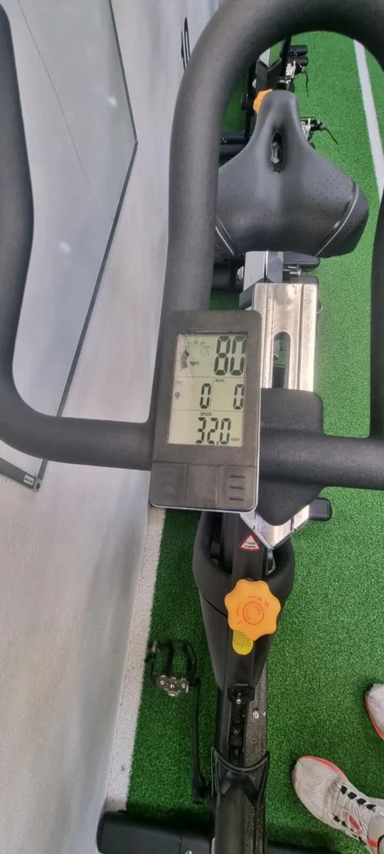 Spinning bikes - Image 2