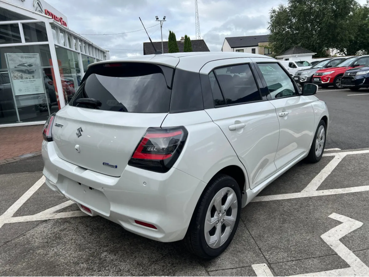 Suzuki Swift motion manual  10 yr warranty availab - Image 3