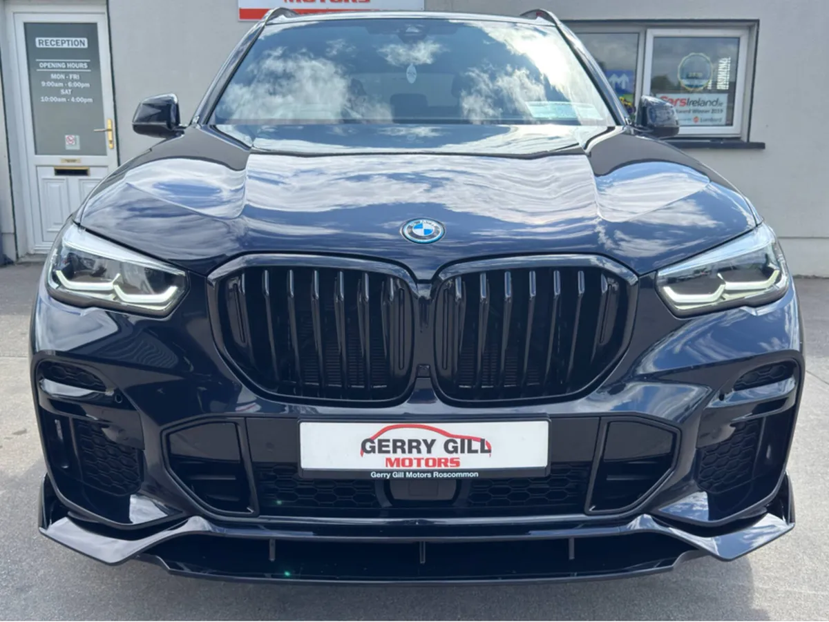 BMW X5 XDRIVE45E M SPORT AUTO ( PLUG-IN PETROL HYB - Image 2