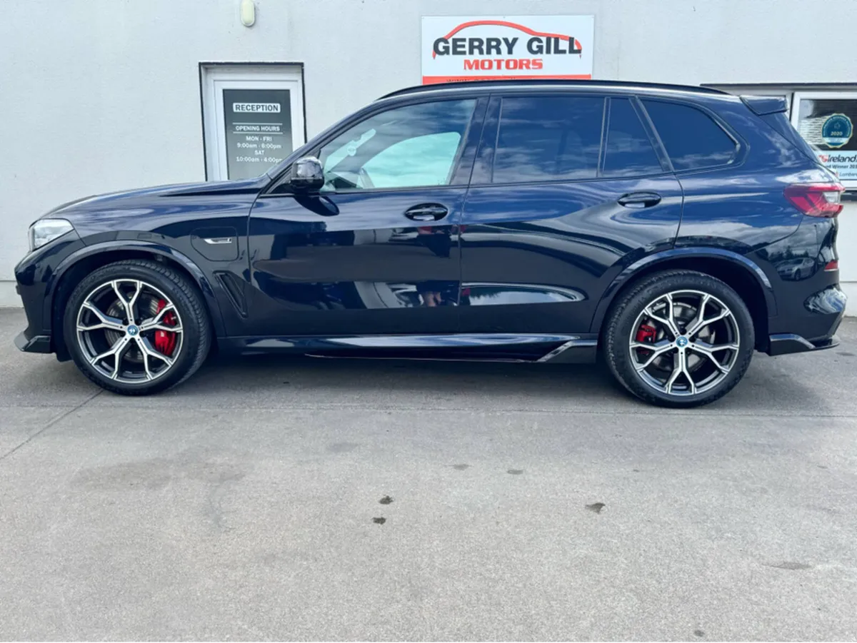 BMW X5 XDRIVE45E M SPORT AUTO ( PLUG-IN PETROL HYB - Image 4