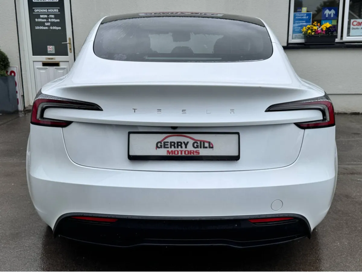 Tesla Model 3 RWD - Image 4