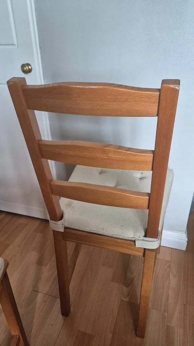 Dining room chairs - Image 4