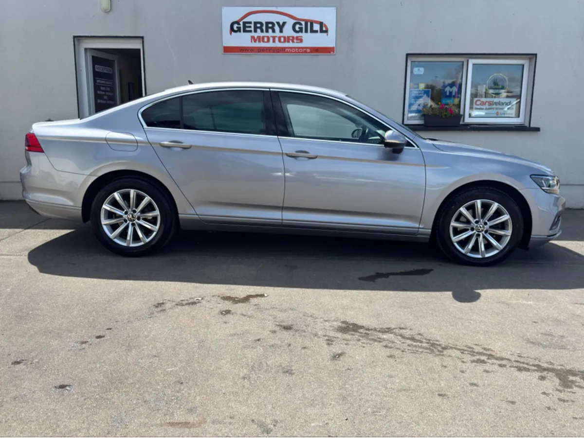Volkswagen Passat BUSINESS 2.0 TDI MANUAL 6SPEED F - Image 3