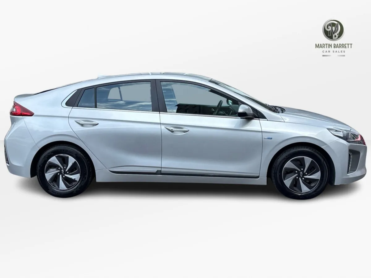 Hyundai IONIQ 1.6 GDI PETROL HYBRID PREMIUM 5DR AU - Image 4