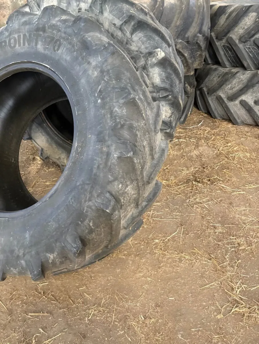 Set of 480/70 R28 - Image 2