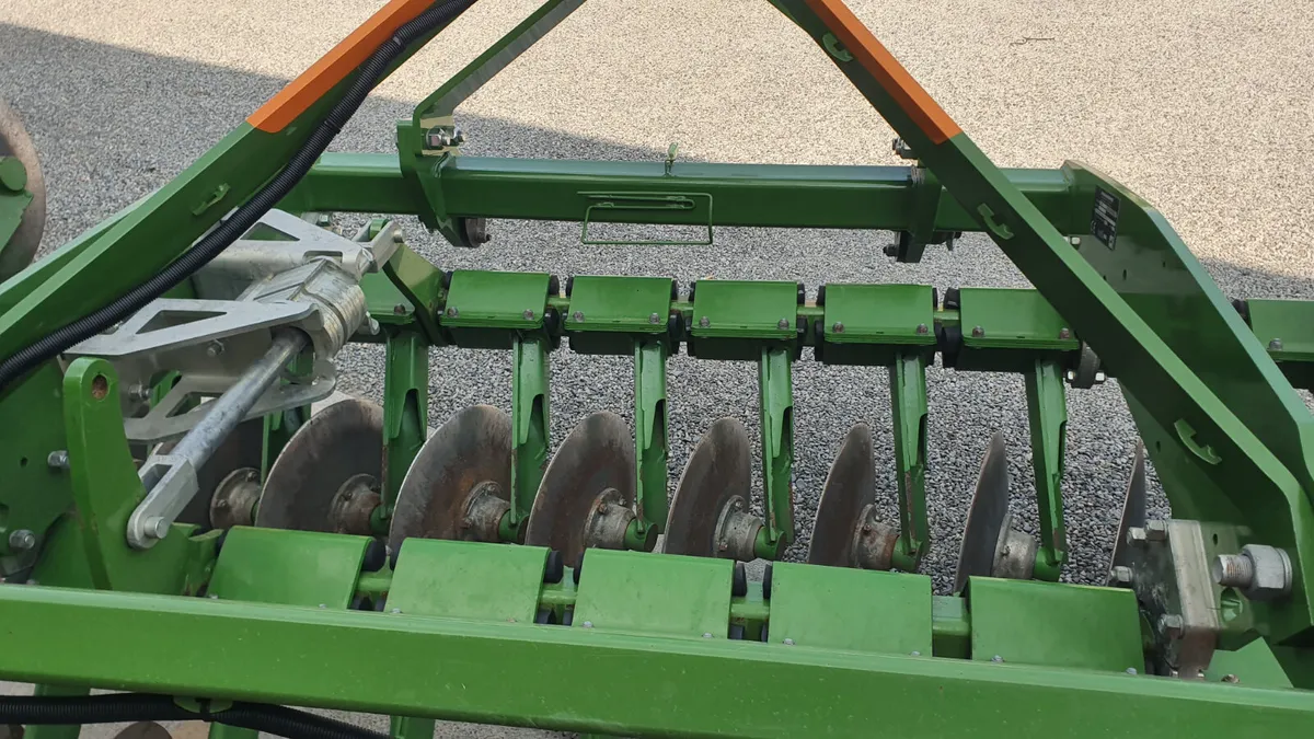 Used Amazone Catros 3003 Disc with Cage Roller - Image 2