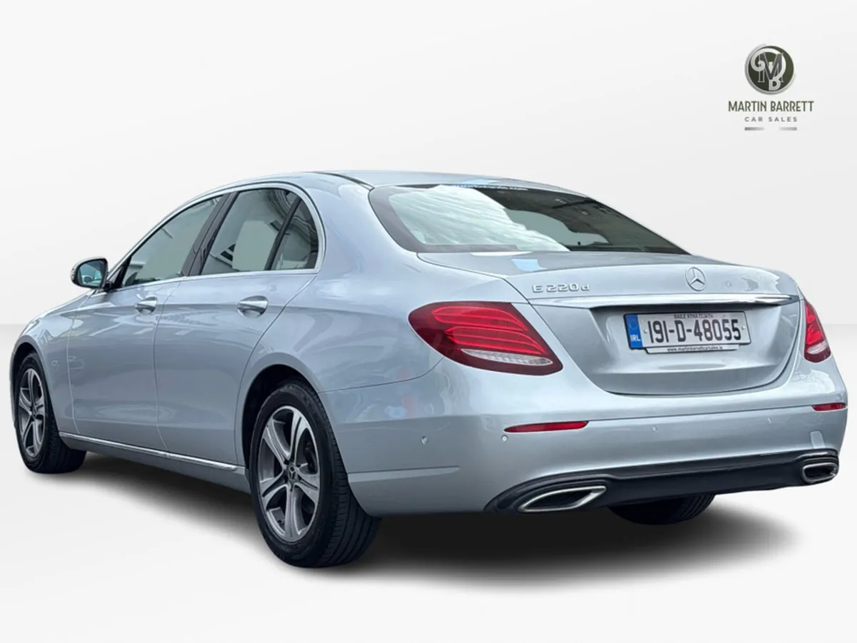 Mercedes-Benz E-Class E220 D SE 4DR AUTO - Image 4