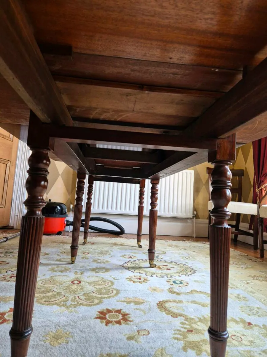 Dining Table & Chairs - Image 4